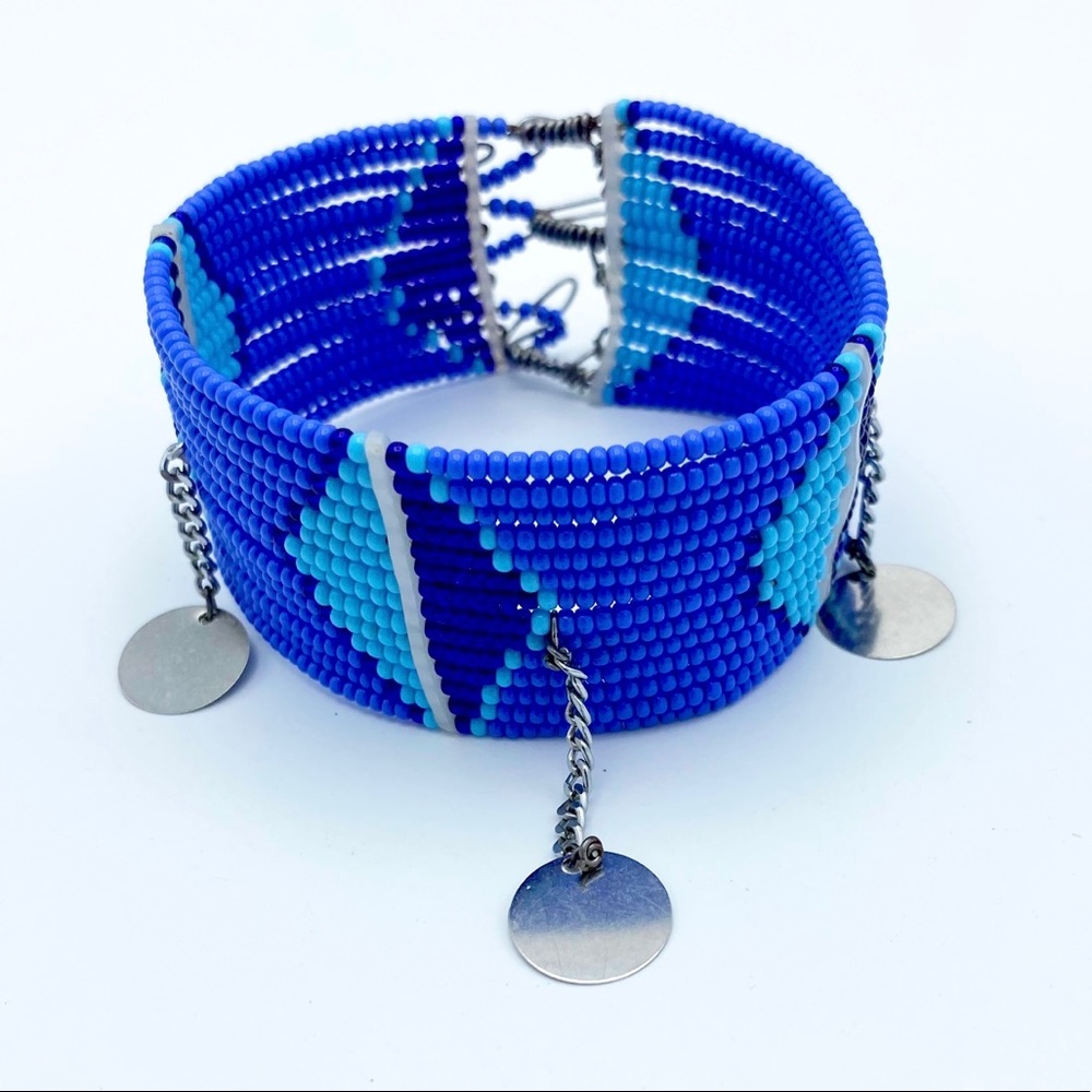 Artisan Handcrafted Blue Seed Bead Silver Tone Dangle Southwestern Wire Bracelet